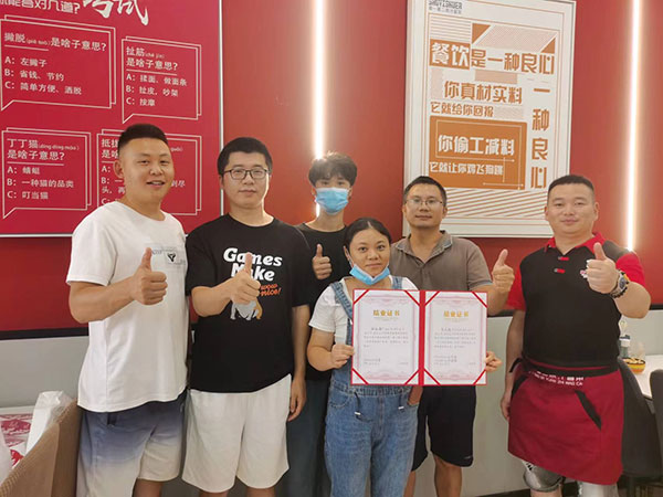 【簽約】成功加盟!從忠實(shí)“粉絲”變身加盟商，這個(gè)過程不一般