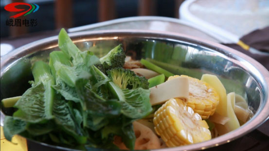 熱烈祝賀正宗四川冒菜加盟品牌蜀一蜀二榮登《四川味道》欄目推薦(圖3)